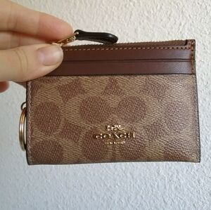 NWT Coach Brown Card Holder